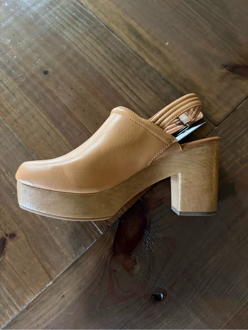 Universal Thread Tan Platform Slingback Clogs - Picture 2 of 4